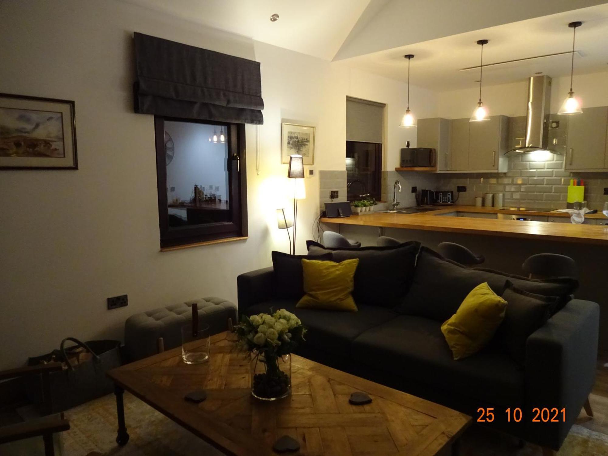 The Stables Near Glasgow Balmore 외부 사진