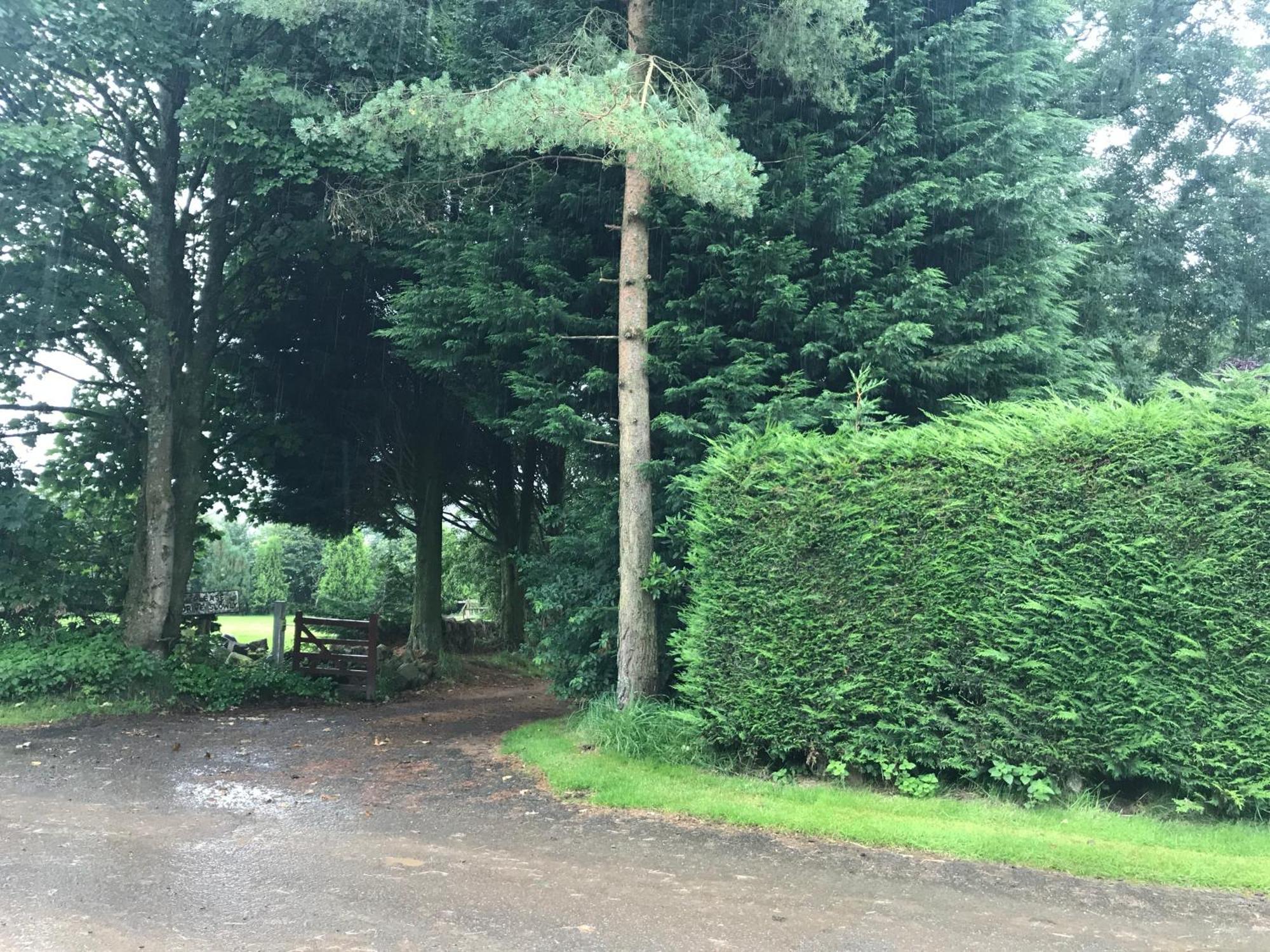 The Stables Near Glasgow Balmore 외부 사진